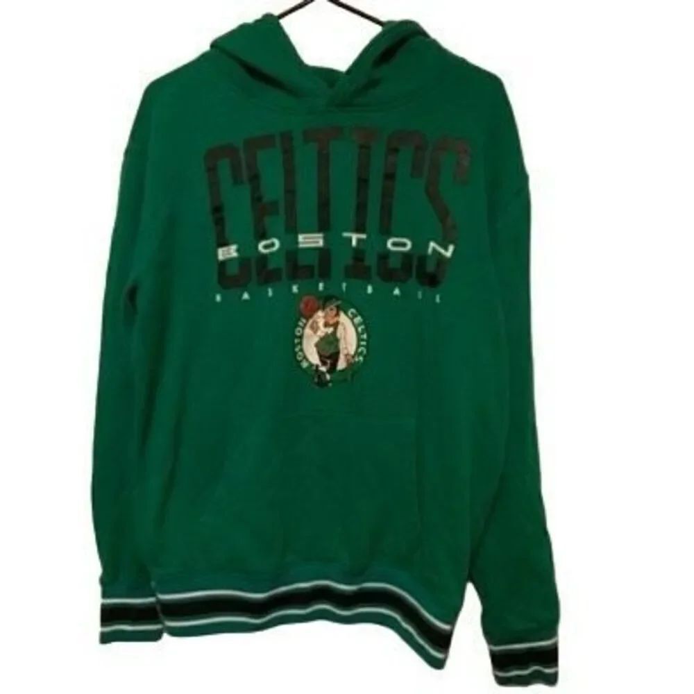 Boston Celtics Size Medium Green Hoodie